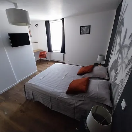 Le Sabot De Madame Guest house Lussac-les-Chateaux